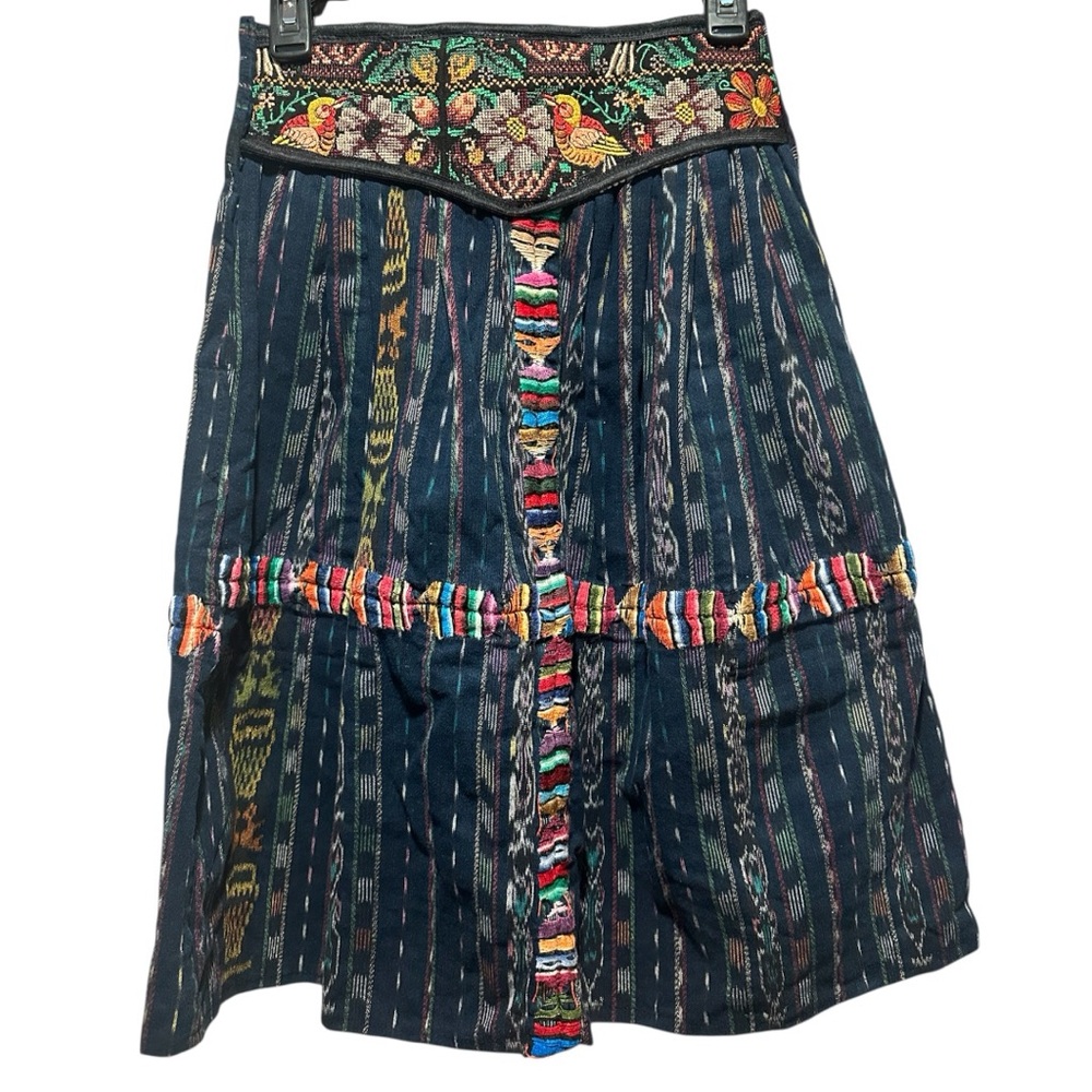 Vintage Handmade Guatemalan Embroidered Women's Skirt Size S